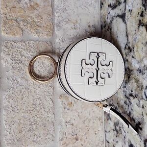 Tory Burch White and Gold Round Keychain Wallet